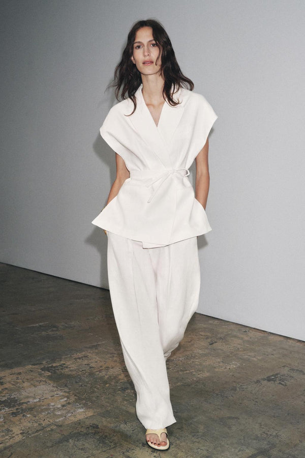 KETEN KUMAŞLI KRUVAZE YELEK COLLECTION