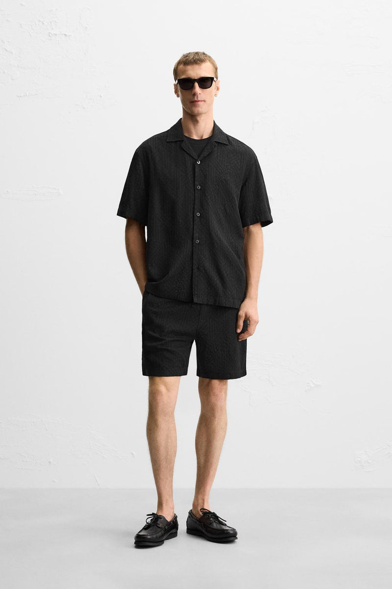 GEOMETRİK JAKARLI BERMUDA