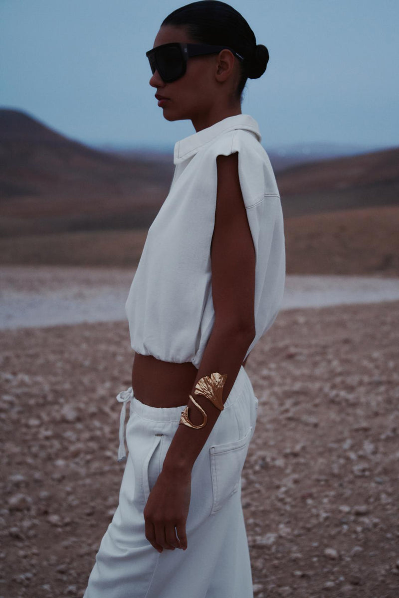 ELASTİK ETEKLİ ÜSTTEN DİKİŞLİ YELEK