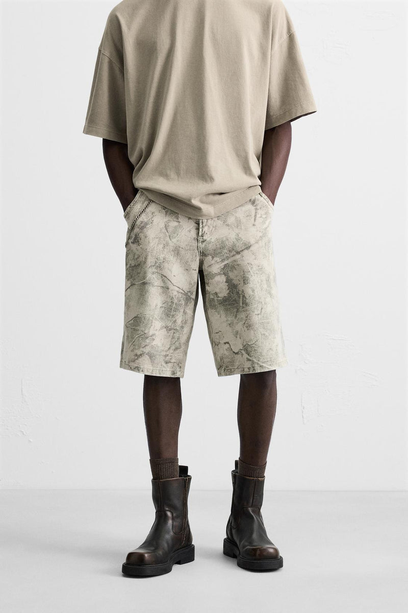 SOYUT DESENLİ RELAXED FIT BERMUDA