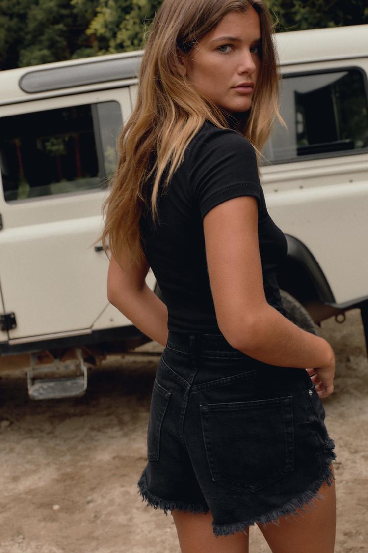 YÜKSEK BEL KAVİSLİ TRF DENIM ŞORT