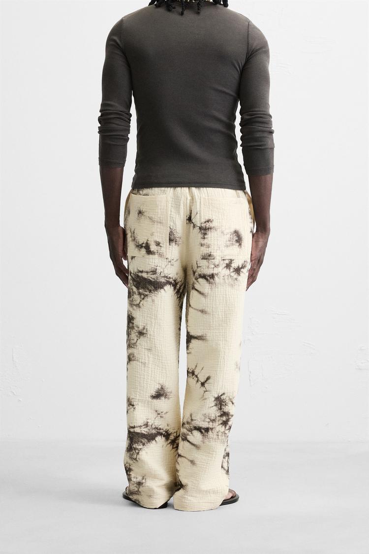 DOKULU TIE DYE DESENLİ PANTOLON