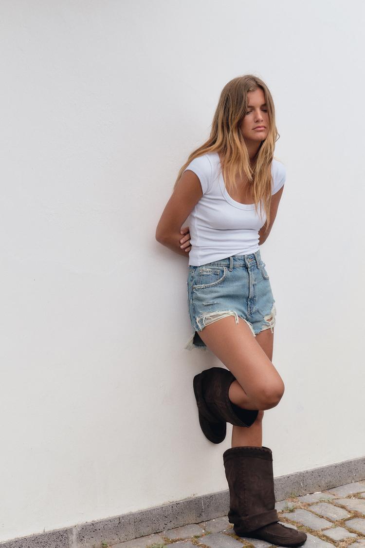 YÜKSEK BEL KAVİSLİ TRF DENIM ŞORT