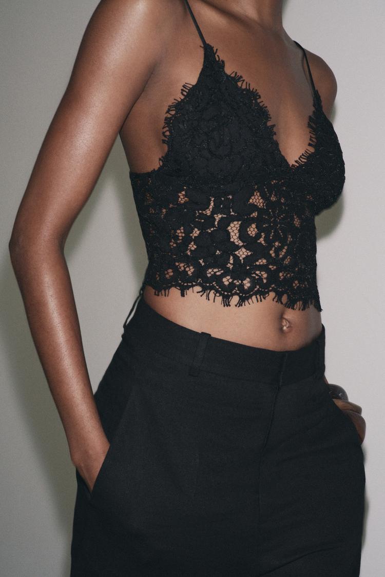 İŞLEMELİ KIRPIK ÜST